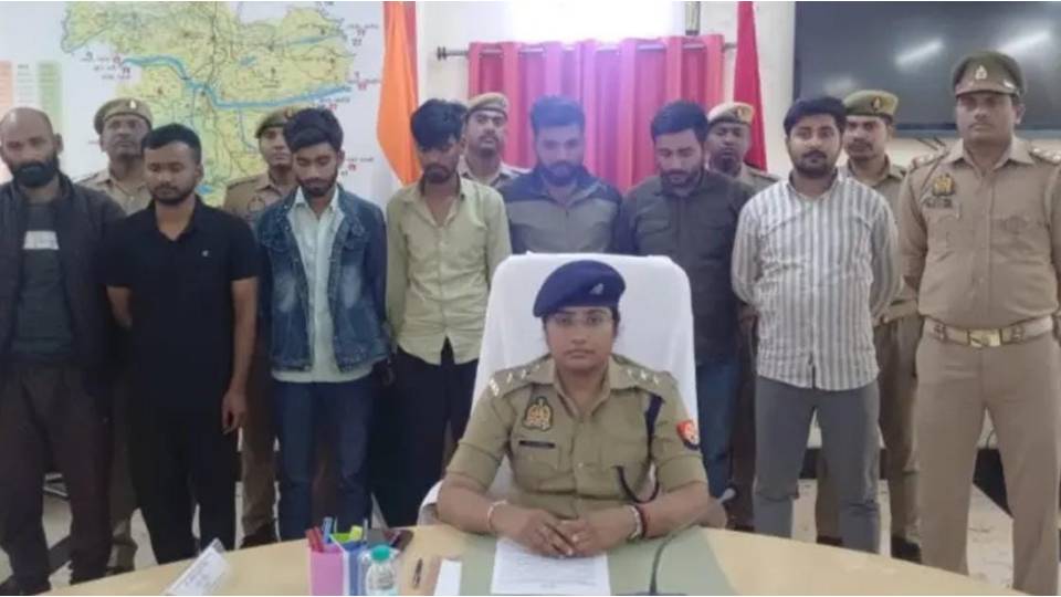 Holi के पहले Sonbhadra पुलिस क़ो मिली बड़ी सफलता, 42 किग्रा गाँजा के साथ 7 अंतरप्रांतीय तस्कर गिरफ्तार