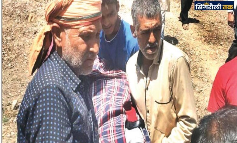 Sidhi News : पेड़ में लटका मिला युवक का शव, हत्या का आरोप